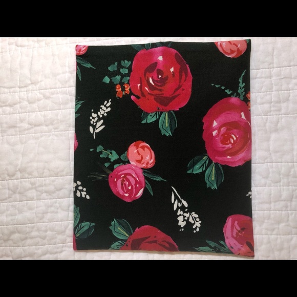 NEW Makeup Junkie Bag Size Small Floral Print - Picture 6 of 8